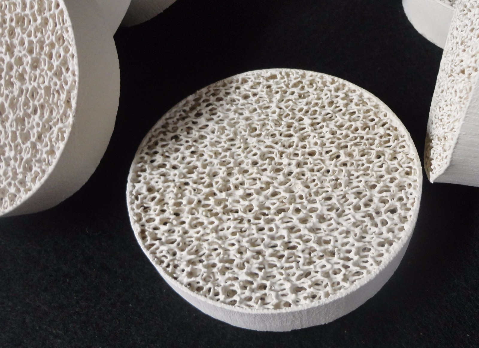 ZIRCONIA RETICULATED SETTER MOLTEN METAL FILTER WIRELESS ELEMENT No.: 39