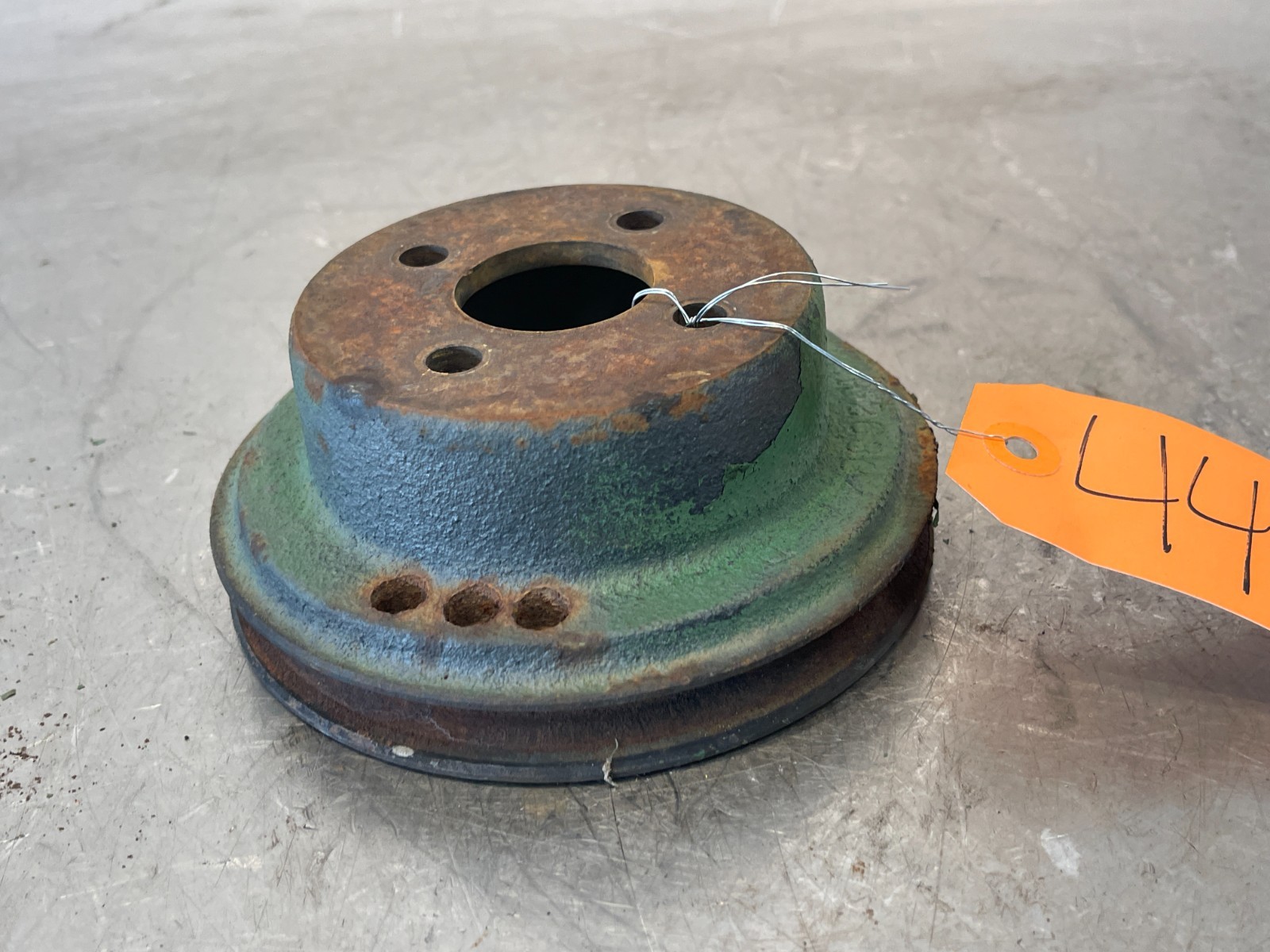 1962 John Deere 4010 Tractor Water Pump Pulley R26334