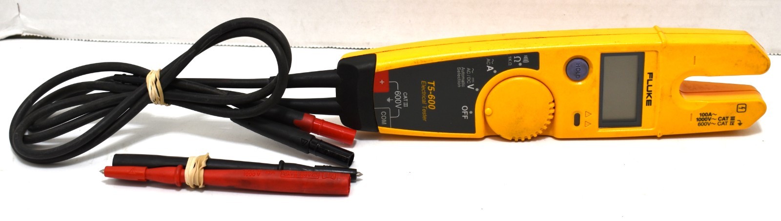 Fluke T5-600 600V Basic Electrical Tester, Automatic AC/DC Voltage Meter