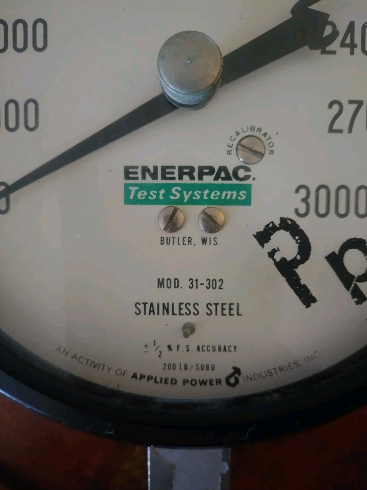 ENERPAC Test Systems Model 31-302 30,000PSI 316Stainless Pressure Gauge