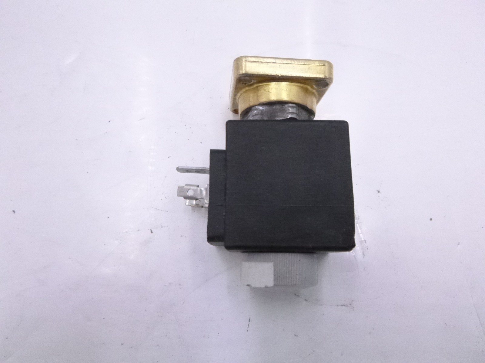 ODE Valve Solenoid Coil 230-240VAC 30mm BDV08230AY