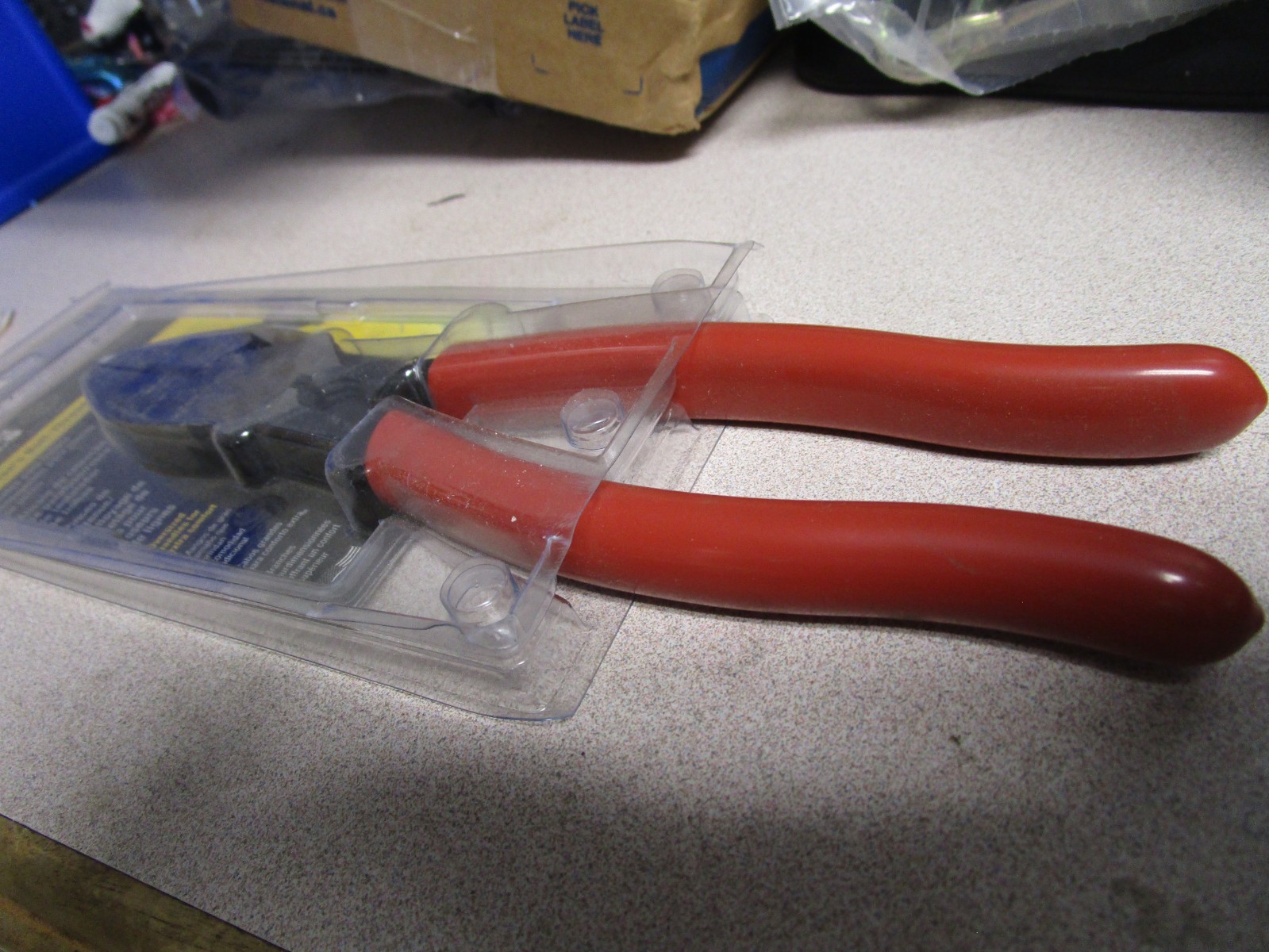 Klein Tools HD213-9NETH Lineman’s Pliers Oversized Heavy Duty High Leverage