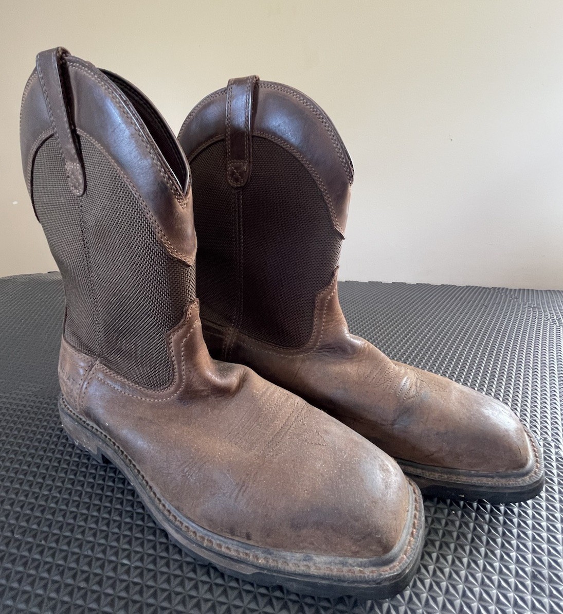Ariat Work Men’s Western Boot Steel Work Boot, Round Toe, Sz 12EE, Brown