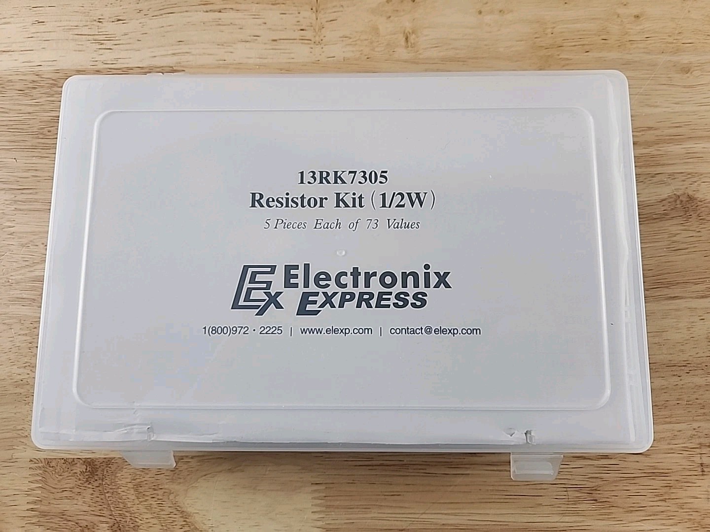 ELECTRONIX EXPRESS ½ Watt Resistor Kit and Extra Capacitors