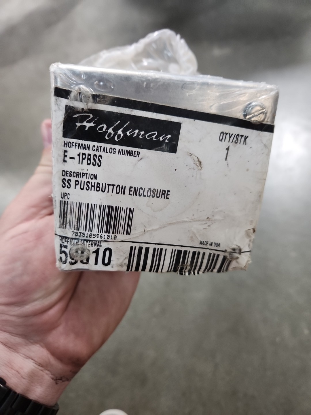 Hoffman E1PBSS Stainless Steel 30.5mm Push Button Enclosure 1 Hole, NEW