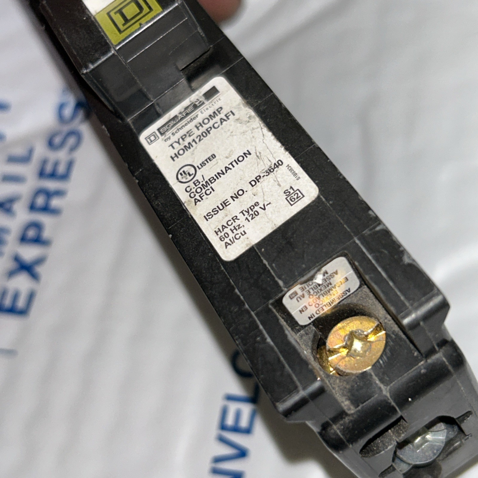 x1 – Square D HOM120PCAFI 20A 120V 1 Pole AFCI Combo Arc Fault Breaker NICE!