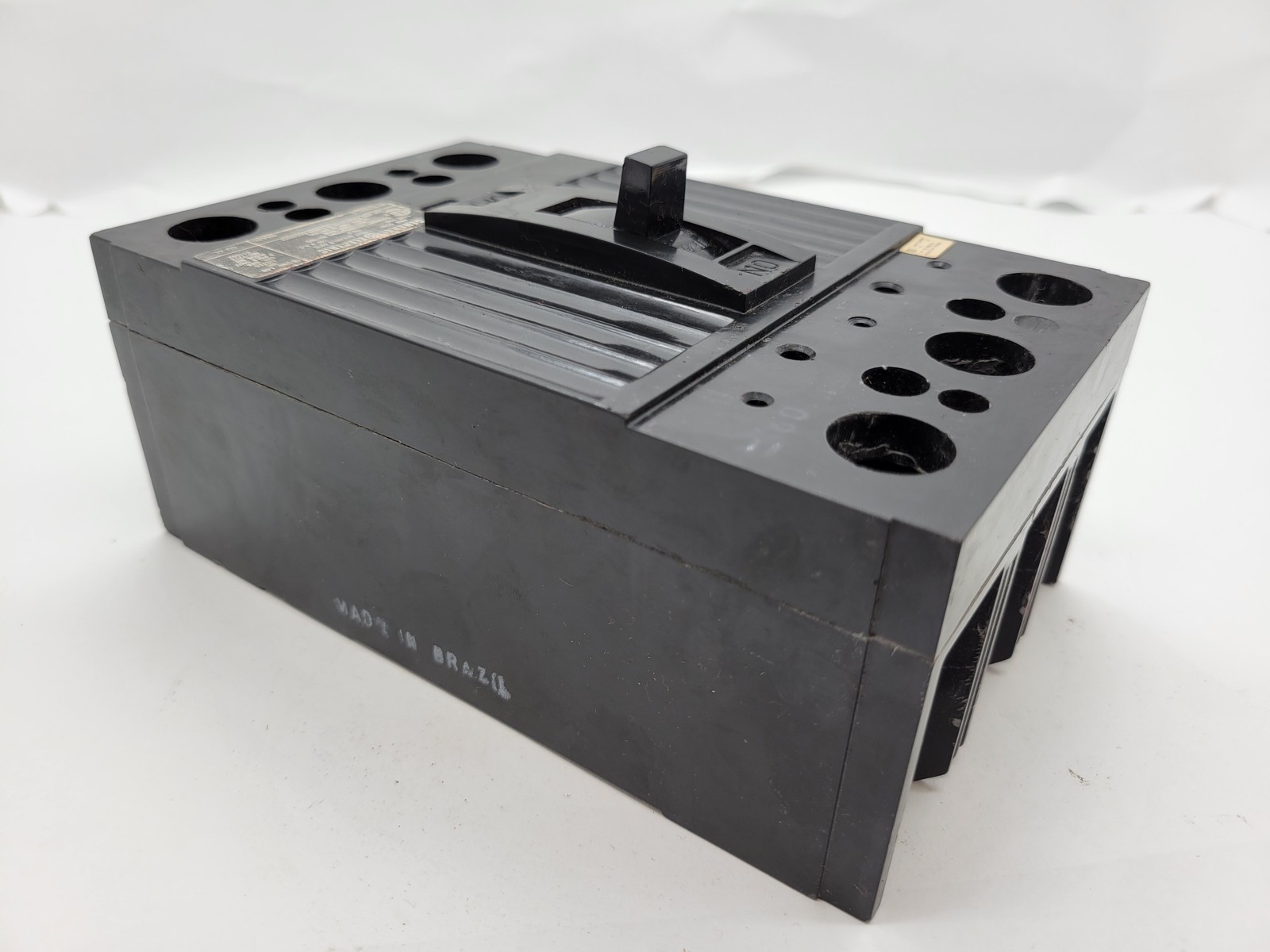 General Electric TQD32125WL Bolt-On Circuit Breaker 125A 3P 240V 10KA TQD