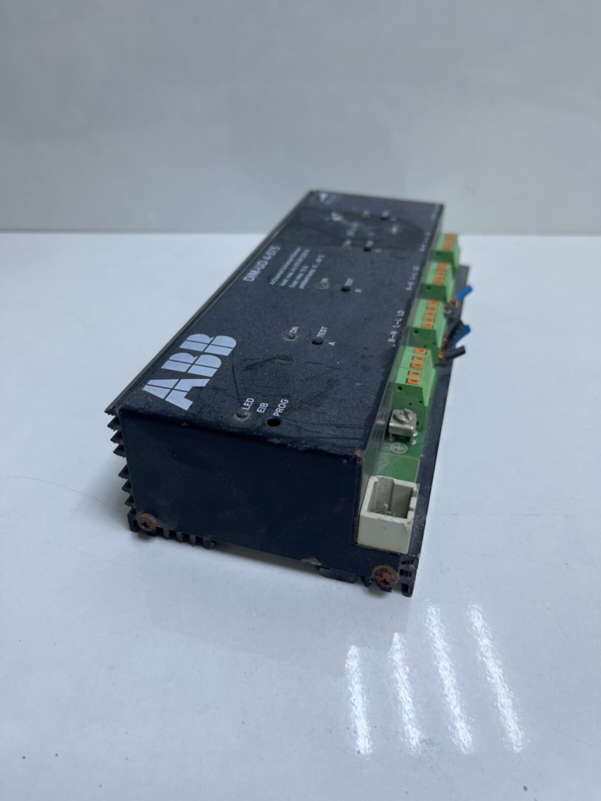 ABB DIM-UD 4-575 / 4- Channel Universal Dimmer 4X575 W 10A