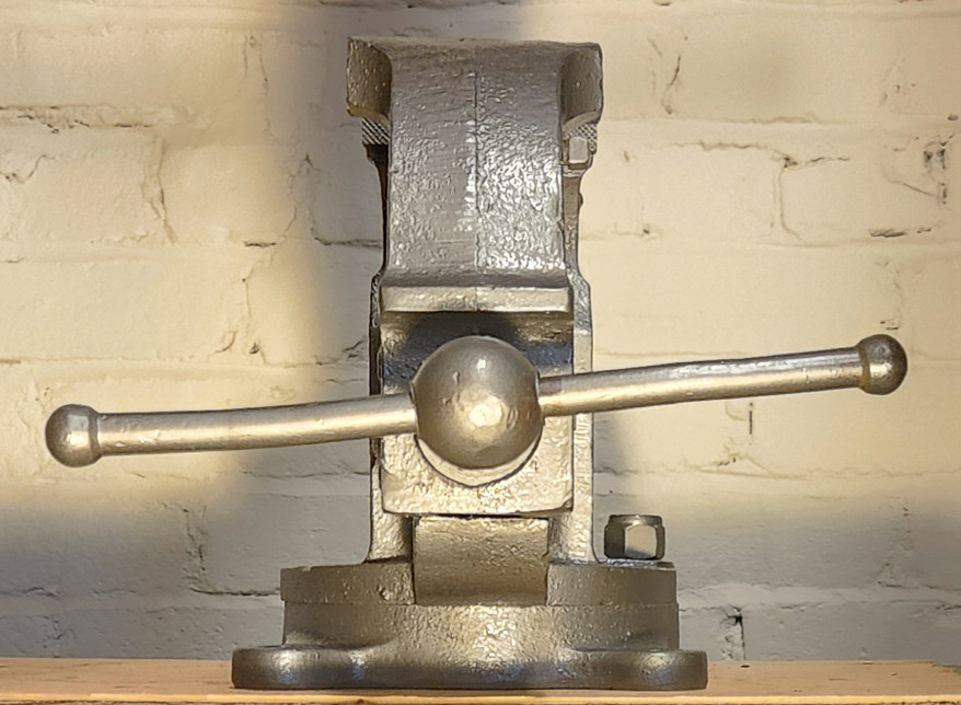 Vintage Prentiss Machinist Bench Vise marked 181-191 w/ swivel base & pipe jaws