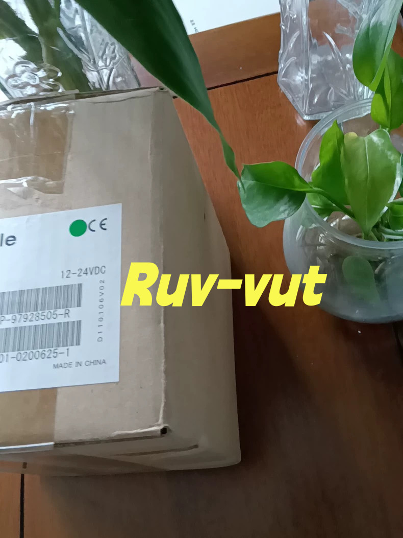 1PCS Magnescale digital display LT10A-105B New fedex or DHL
