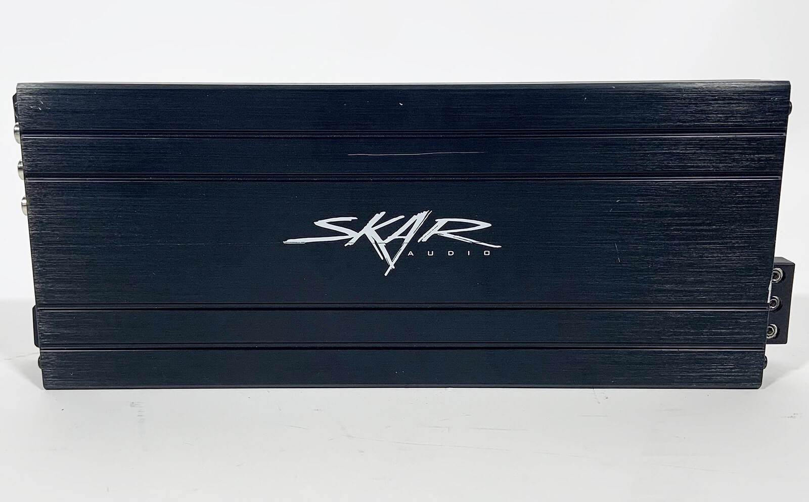 SKAR AUDIO USED SK-M9005D 900 WATT 5-CHANNEL CLASS D MINI CAR AMPLIFIER