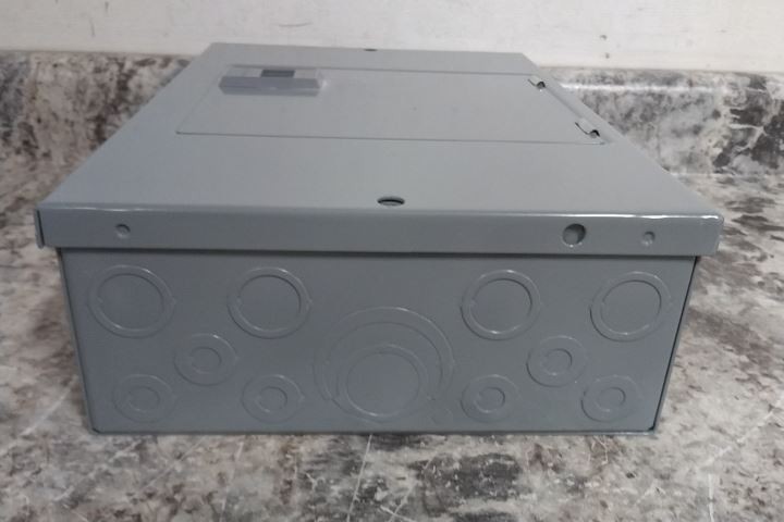 Square D QO612L100DS 120/240VAC 100 Amps 6 Space Load Center