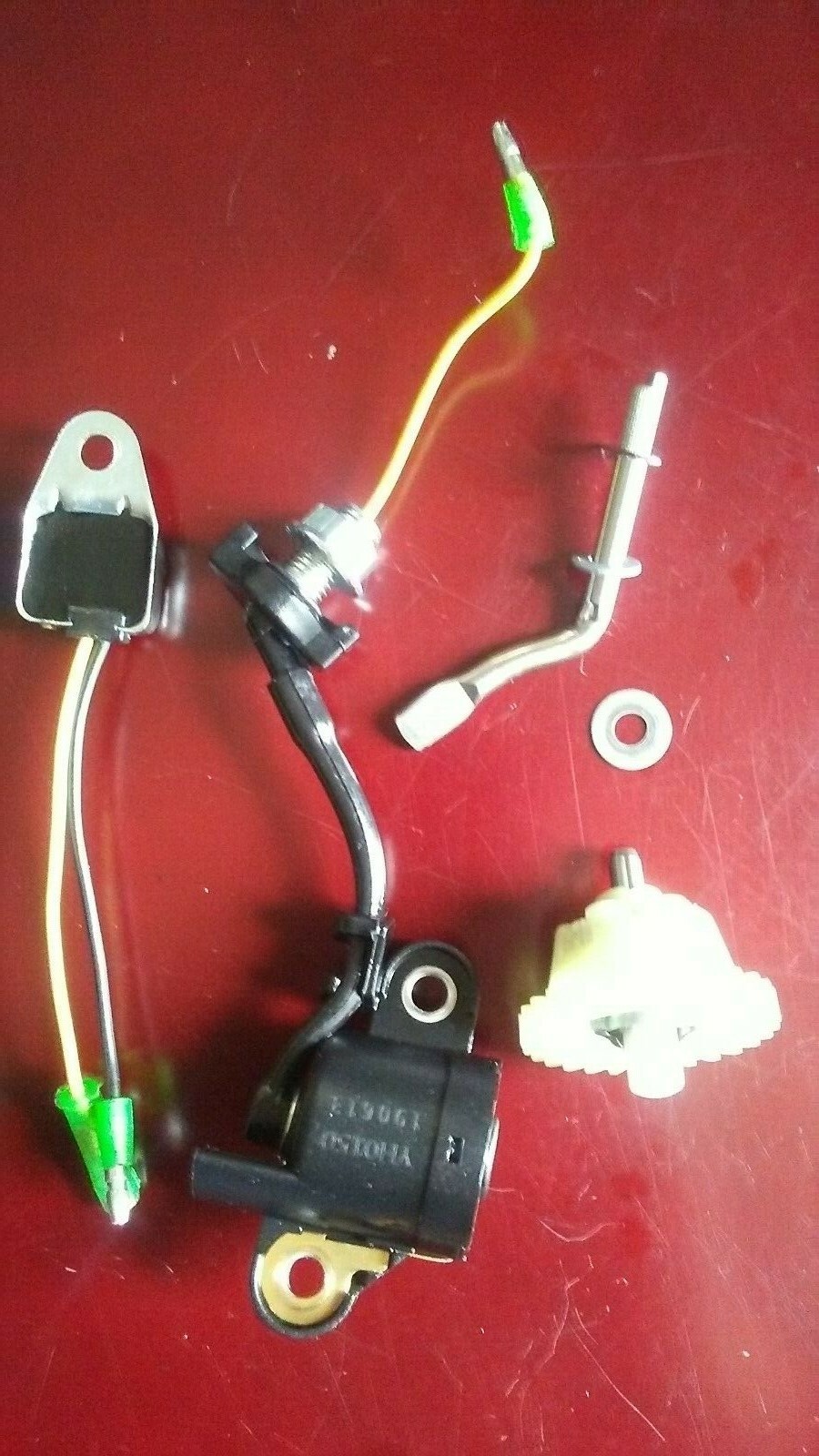 212cc PREDATOR 6.5 HP ENGINE PARTS – LOW OIL SHUTDOWN and GOVERNOR gear & shaft