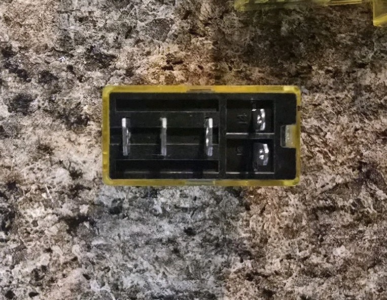 *QTY 6* IDEC RH1B-UL-AC120V Relay RH1B-UL-120VAC
