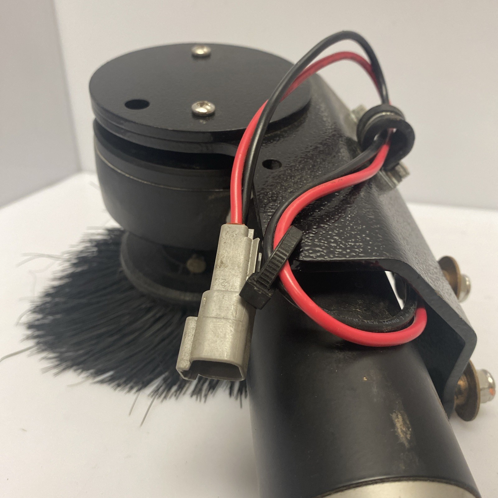 Windsor Karcher Chariot 2 iVac 24 CVC24 Motor 36Vdc 90 Deg. 1/16 Hp 86322470