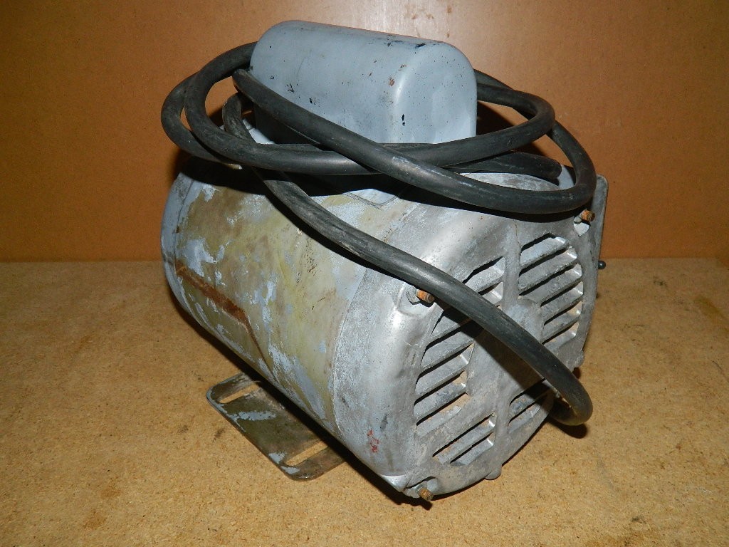Baldor Industrial Motor Single Phase L1309 1HP 115/230 Volt 3450 RPM 5/8″ Shaft