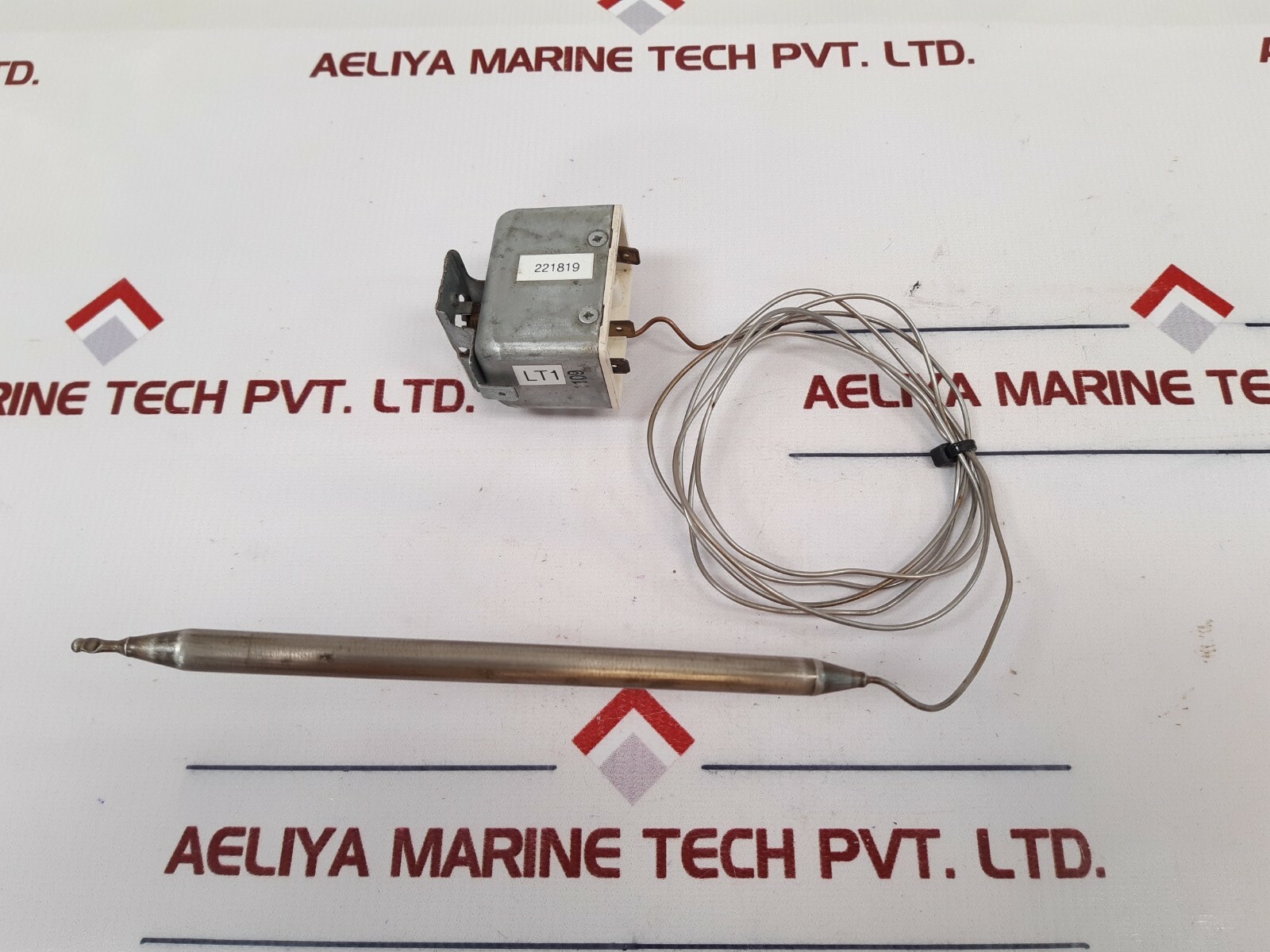 Jumo EM-5 Temperature Controller IP00