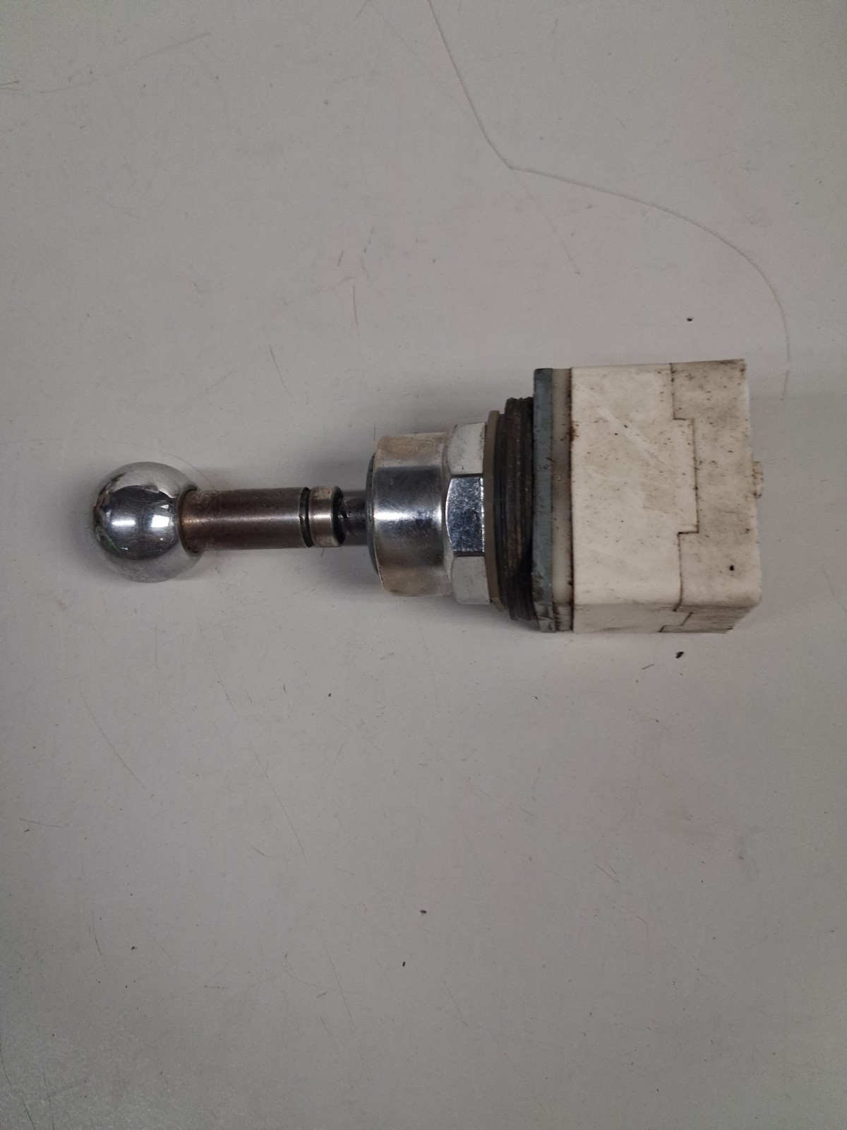 SCHNEIDER ELECTRIC SQUARE D 9001K35H2 JOY STICK 5 POSITIONS STEEL NOB SER.K