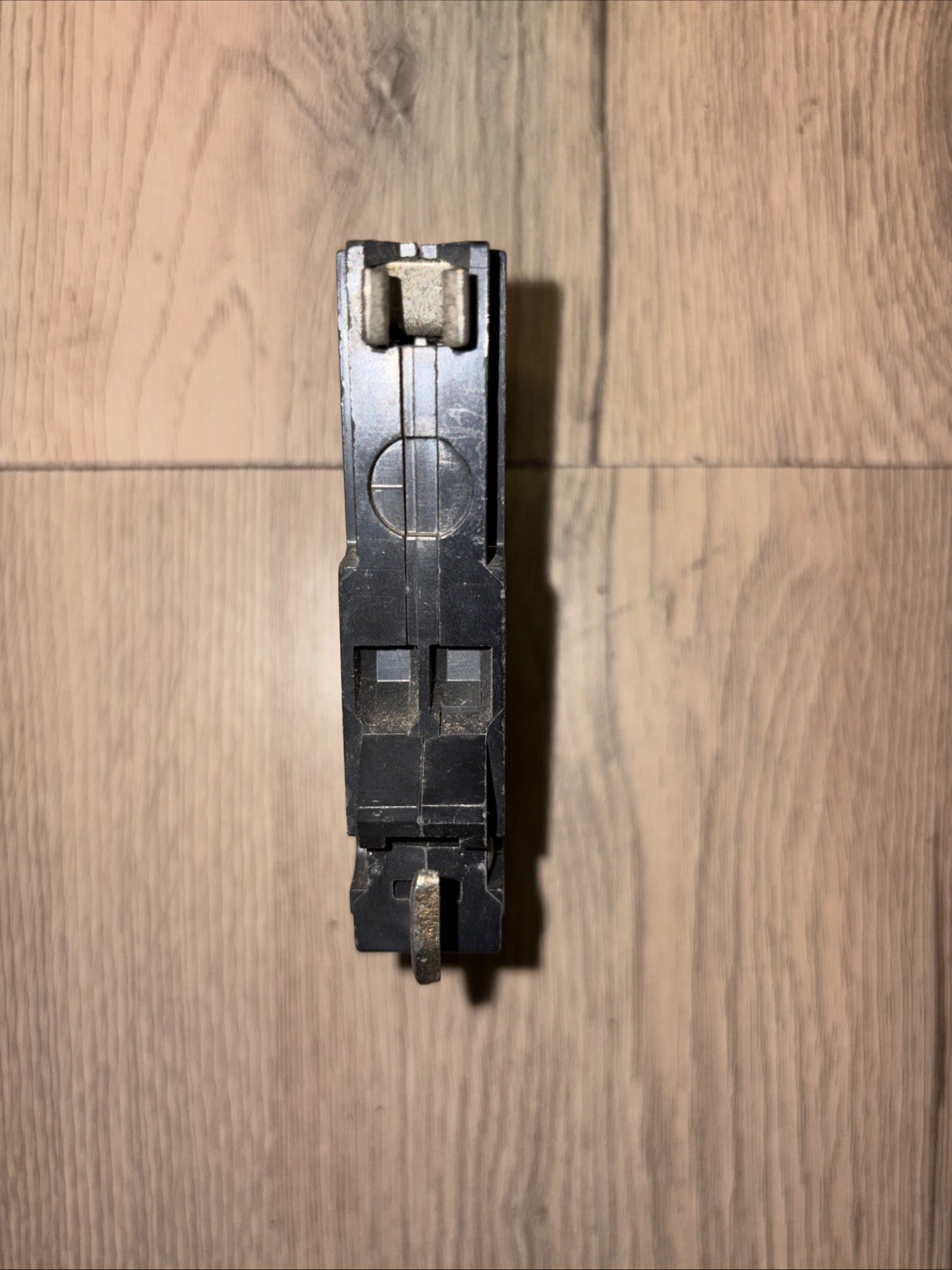 Square D QOT2020 2 Pole 20 Amp Tandem QOT Circuit Breaker 20a Twin With Hook