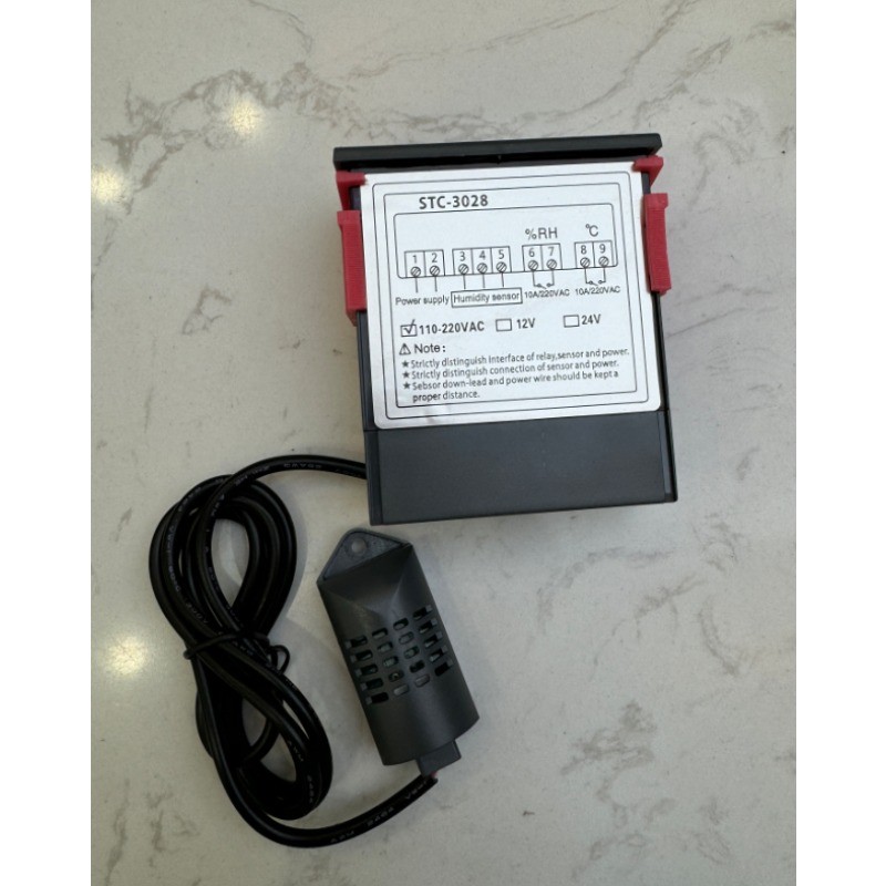 STC-3028 Dual LCD Digital Thermostat Temperature Humidity Controller AC110-220V