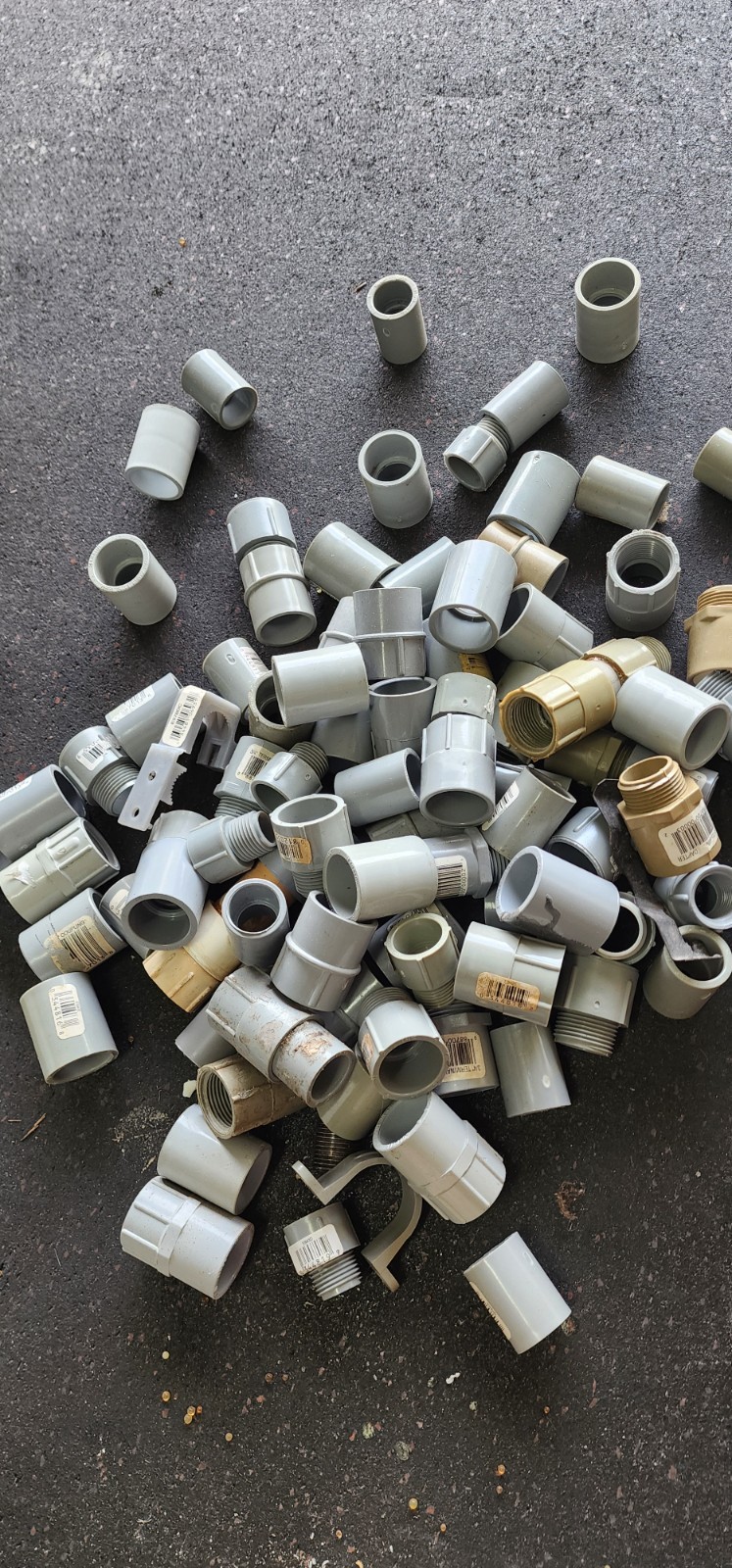 Estate LOT 100s Of Electrical PVC Conduit Fittings 1/2″-2 1/2″ NEW SEAL TIGHT