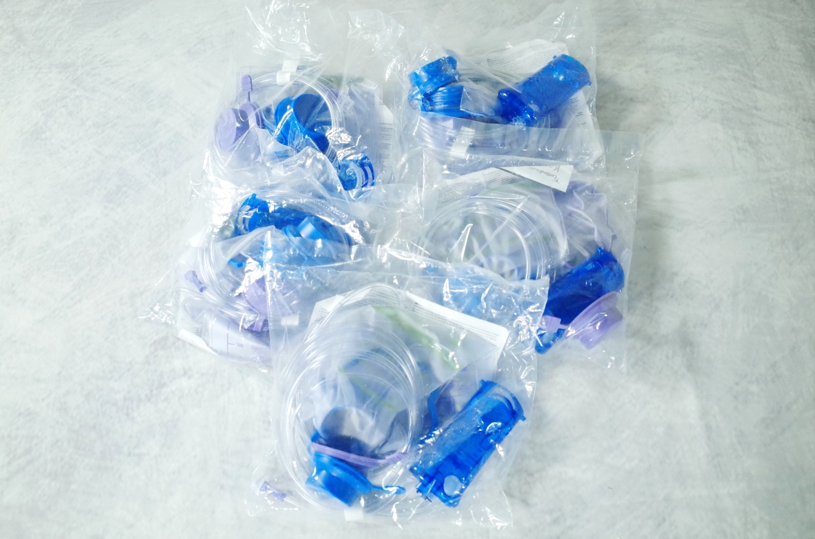 Lot of 5 Kangaroo OMNI Feeding Flush Bag 1000mL Bag Set B10FF OMNI Pump