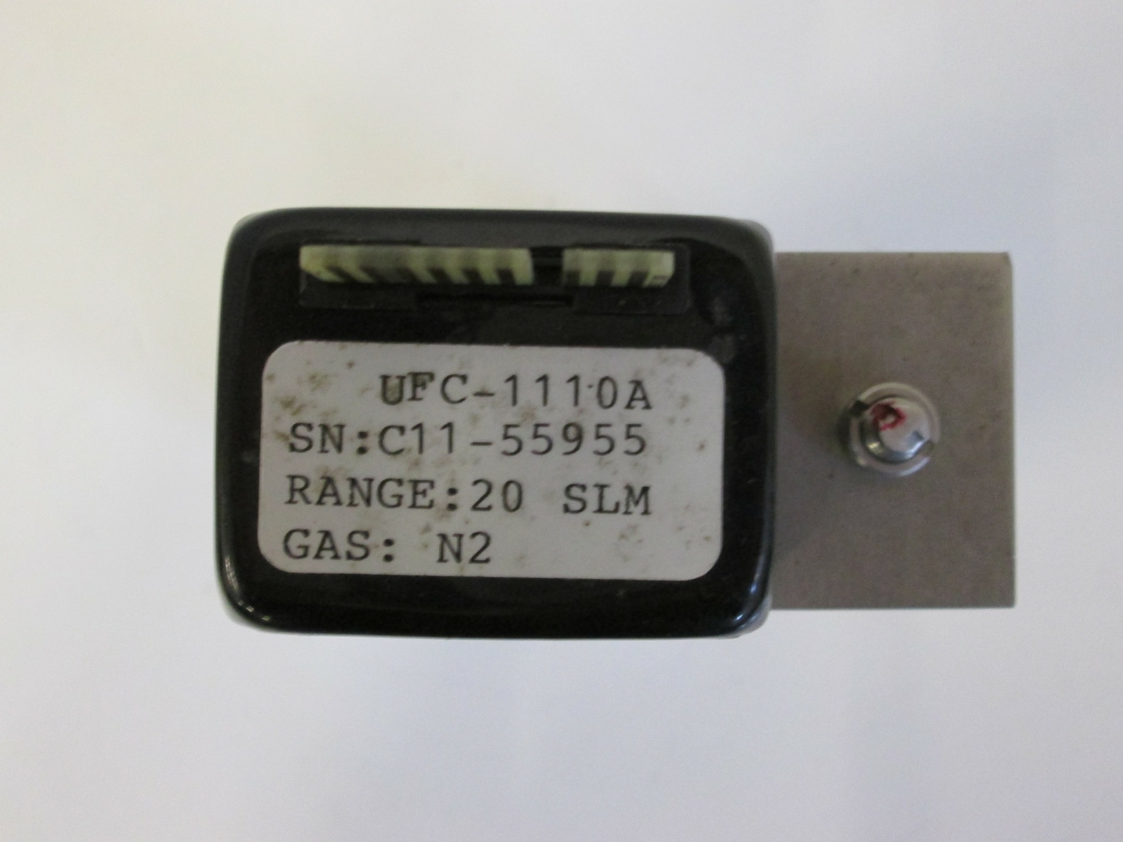 Unit UFC-1110A Mass Flow Controller MFC, N2, 20 SLM, 1/4″ Male