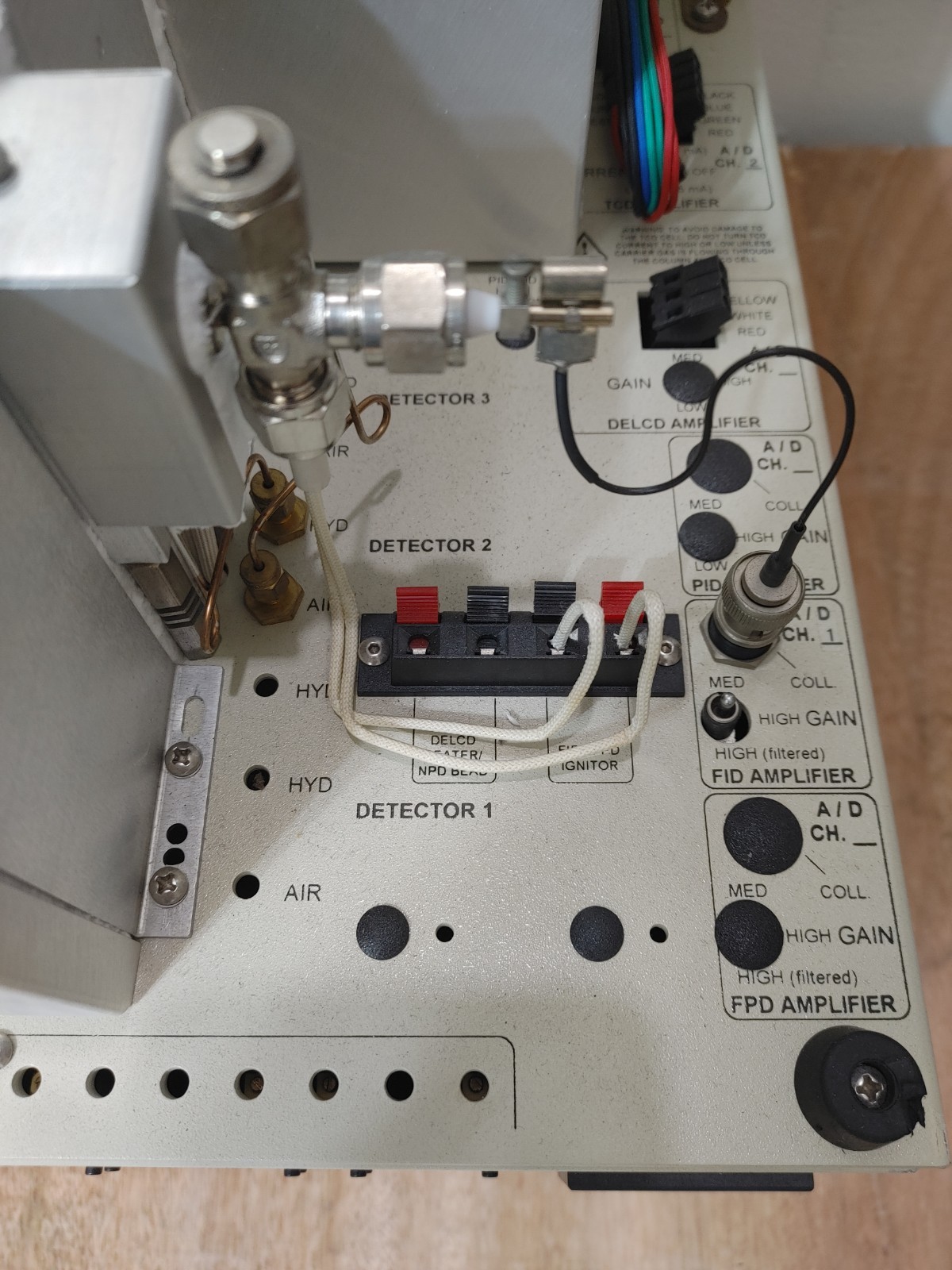 Buck Scientific Model 910 8610C Compact Gas Chromatograph