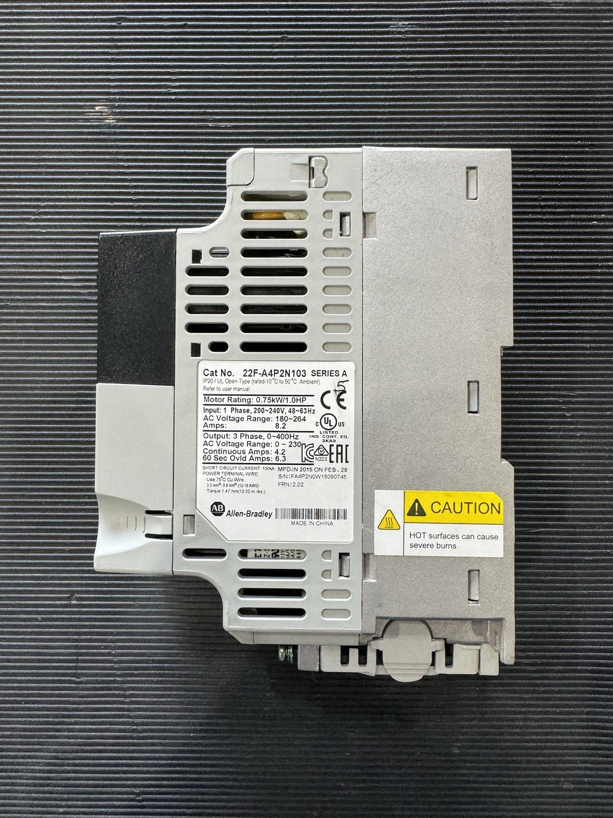 ALLEN-BRADLEY POWERFLEX 4M AC DRIVE 22F-A4P2N103 SER. A 1.0HP 0.75KW 1Ph