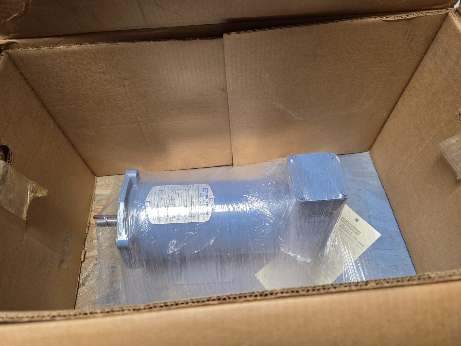 Baldor / Emerson Cat. 3120-411 1/2 Hp. DC Electric Motor 56C Fr. 90 V. 1750 rpm