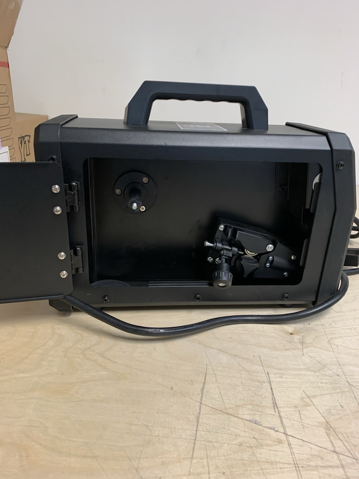 YESWELDER Flux-135PRO Gasless MIG Welder – Portable Welding Machine