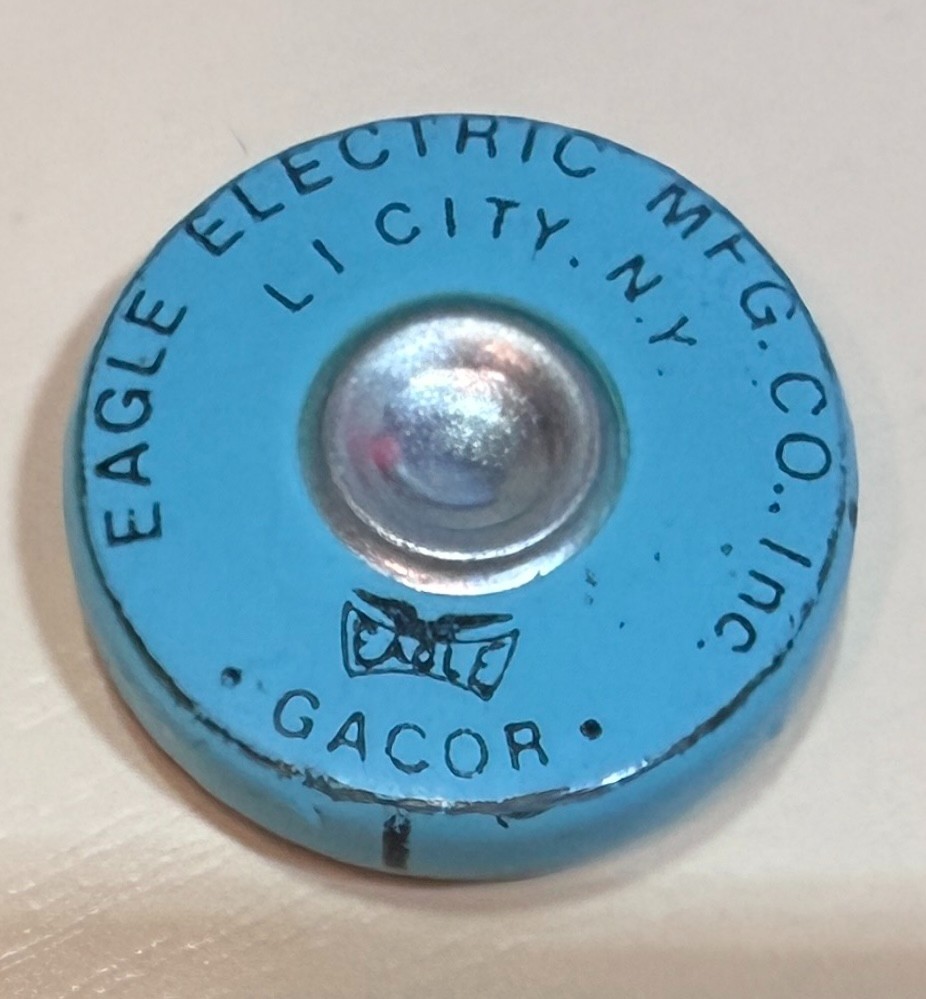 Eagle Electric Light Bulb Flasher Disk Button Socket 60 Watt / 120 Volts USA