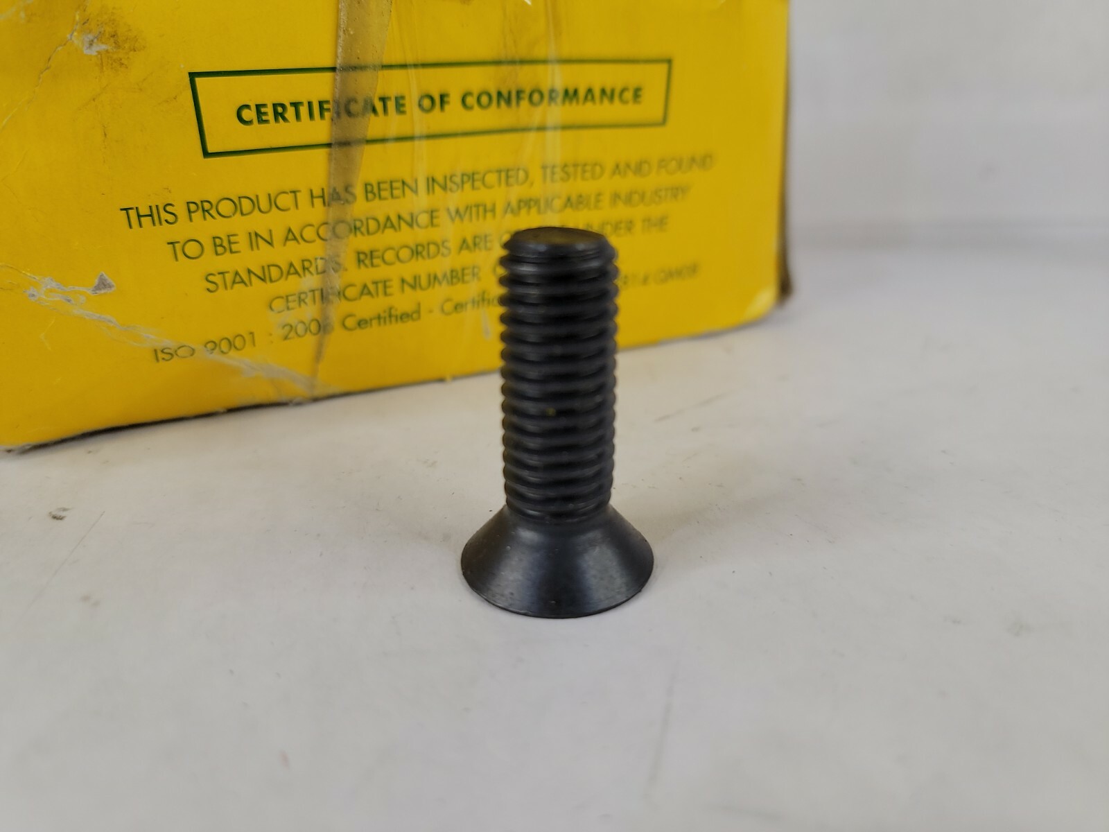Box of 34 ASME B18.3 ASTM F835 FLAT HEAD CAP SCREW 1/2-13 X 1-1/2 60130