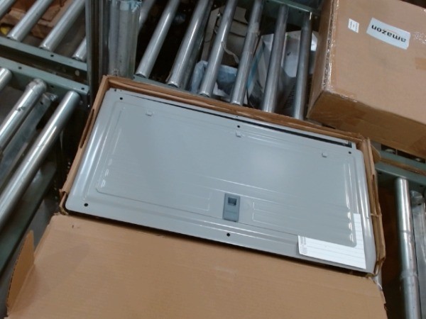 Siemens S2442L3150 150A Main Lug Load Center 24 Space 42 Circuit 3 Phase Panel