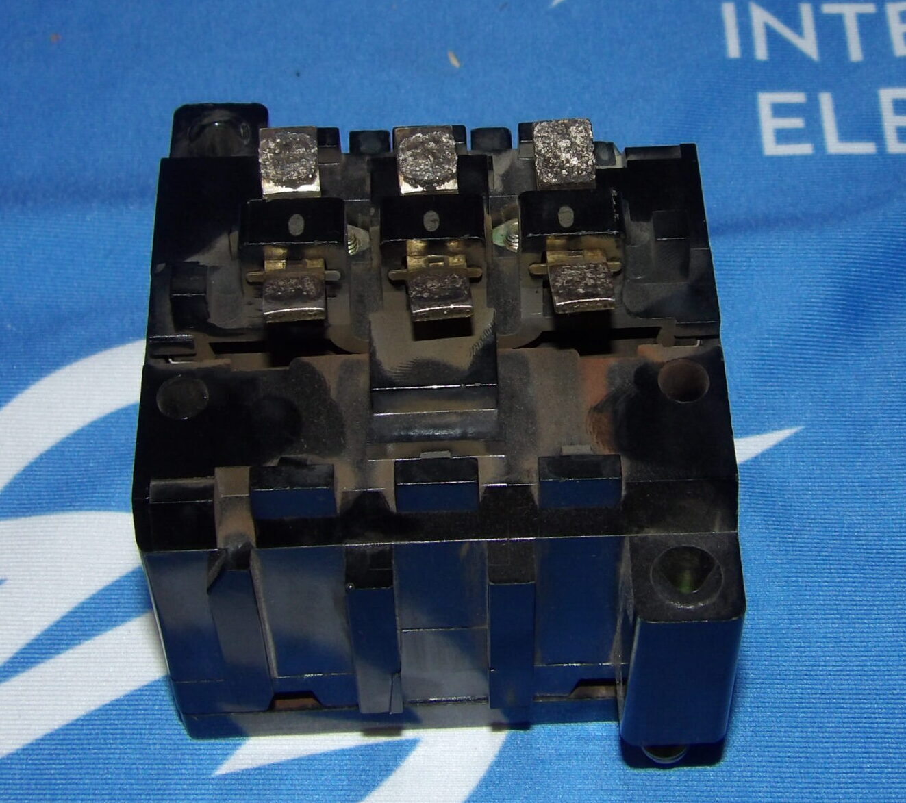 Square D 8502SCO2S Series A NEMA Size 1 3HP Contactor + 1 Year Warranty