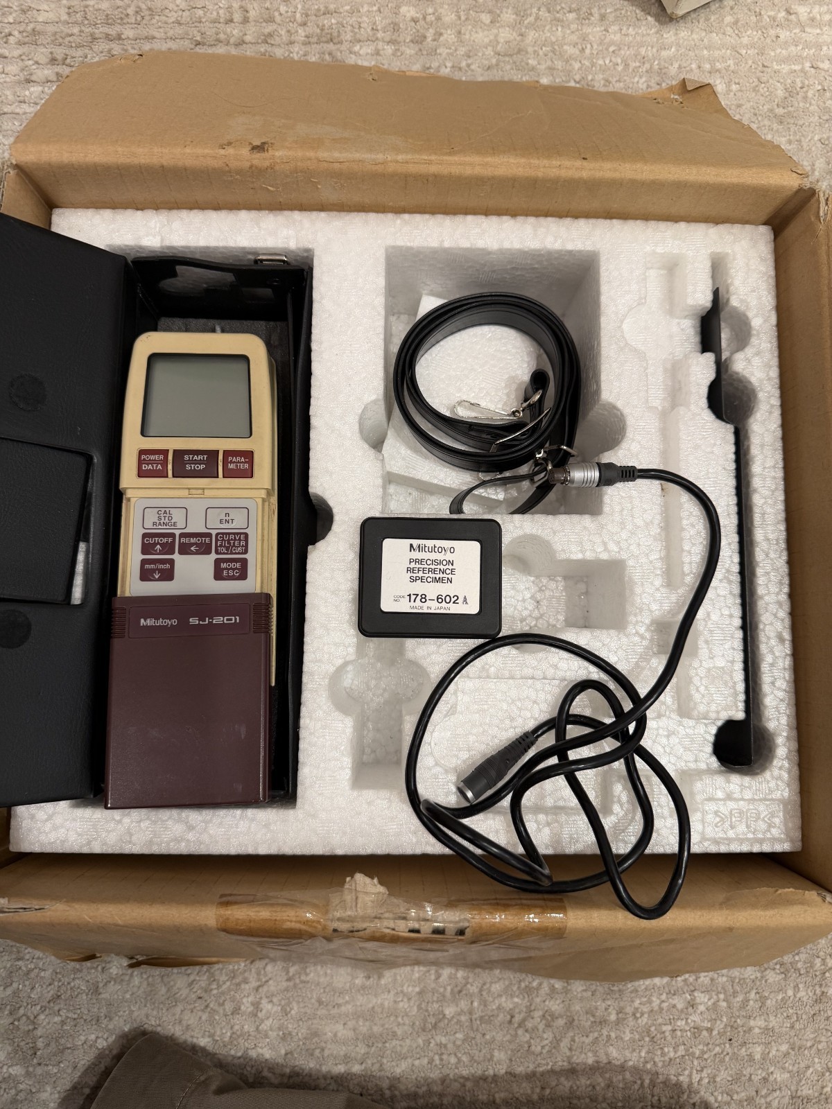 Mitutoyo SJ-201P Surface Roughness Tester Tested