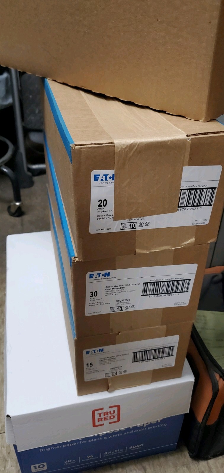 NEW IN BOX EATON CAT. QBGFT2030 30A, 2P, BOLT-ON GFI CIRCUIT BREAKER