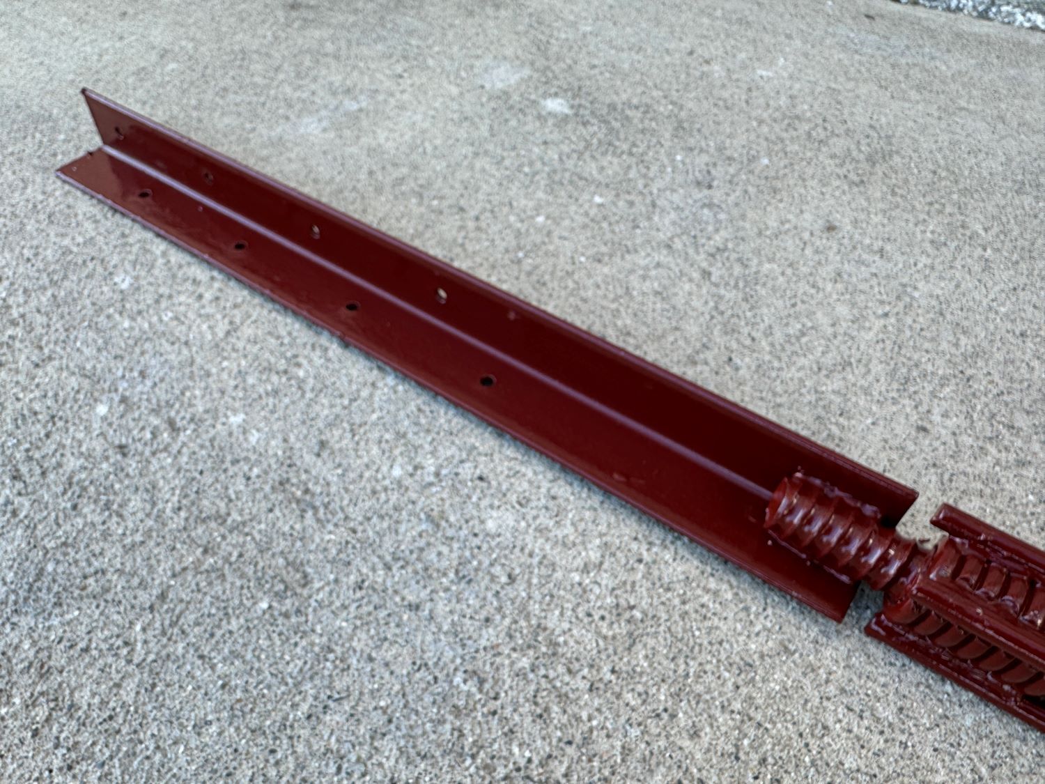 Sandbaggy Adjustable Concrete Turnbuckle Form Aligner with 5″ x 3″ Bent Plate