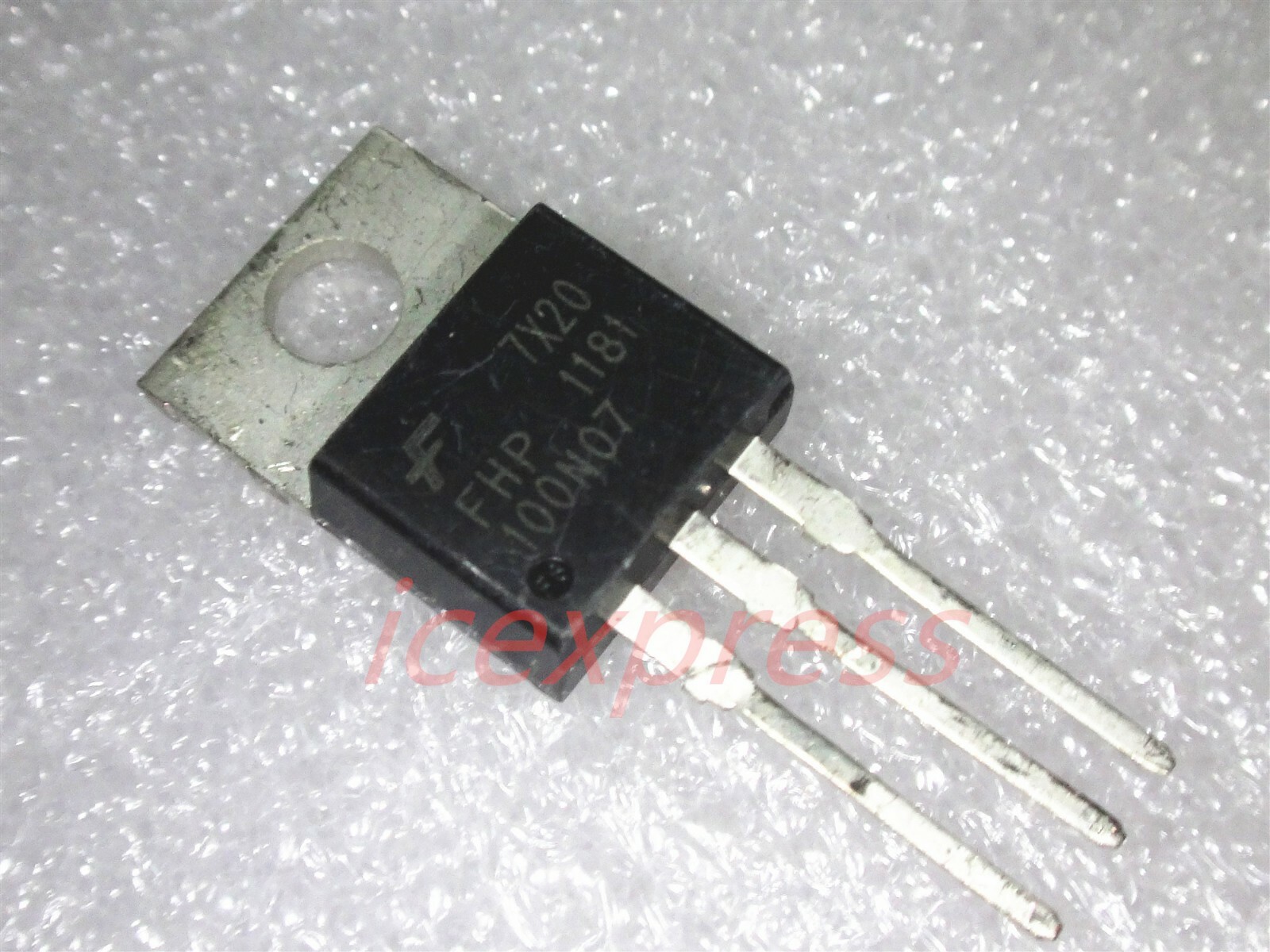 10PCS FHP100N07 TO-220