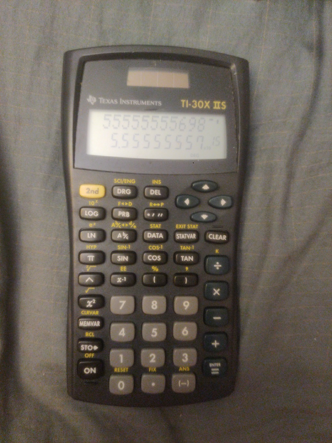 PB1 – Texas Instruments TI-30XIIS Scientific Calculator