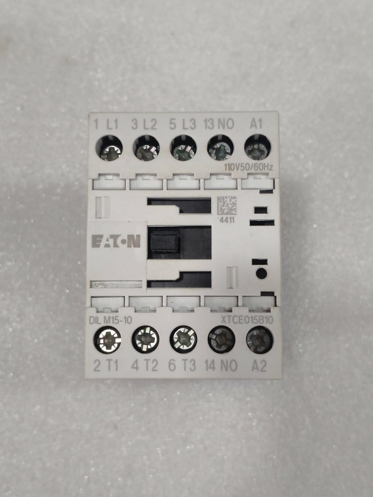 EATON DILM15-10 XTCE015B10E2 POWER CONTACTOR 20AMP VOLTAGE 110VAC FAST SHIPPING