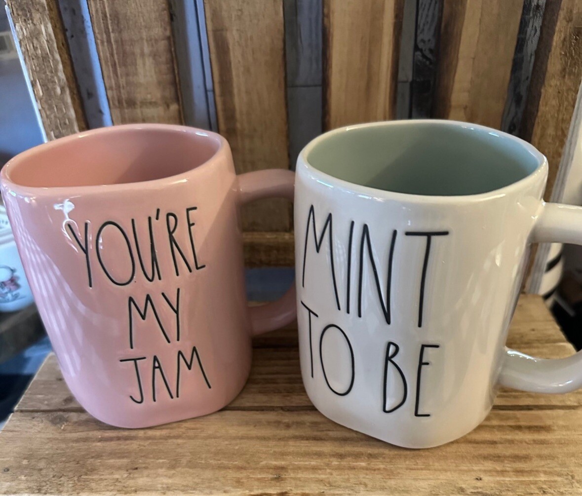 Rae Dunn Set Of 2 Ceramic Mug Valentine’s «YOU’RE MY JAM» and «MINT TO BE» Mugs
