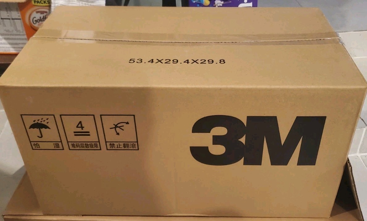 Face Mask 3M Particulate 9501+ GB2626-2019 KN95 case of 500. Brand new
