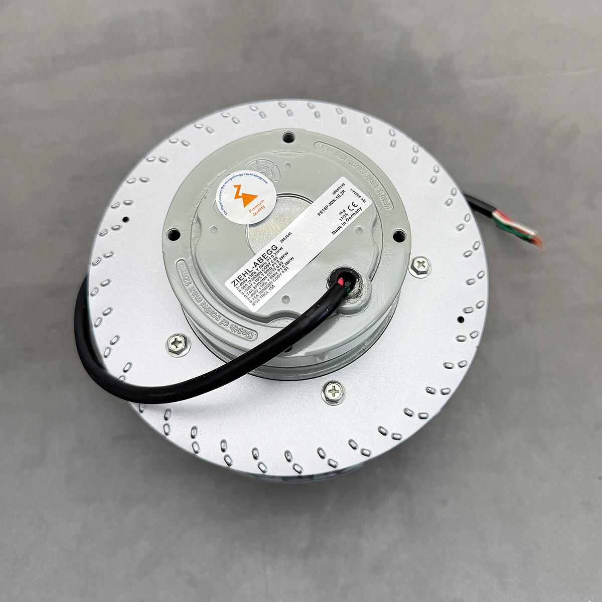 Brand New RE18P-2DK.1E.2R 0.31/0.58KW 50~60Hz for Ziehl-abegg Cooling Fan