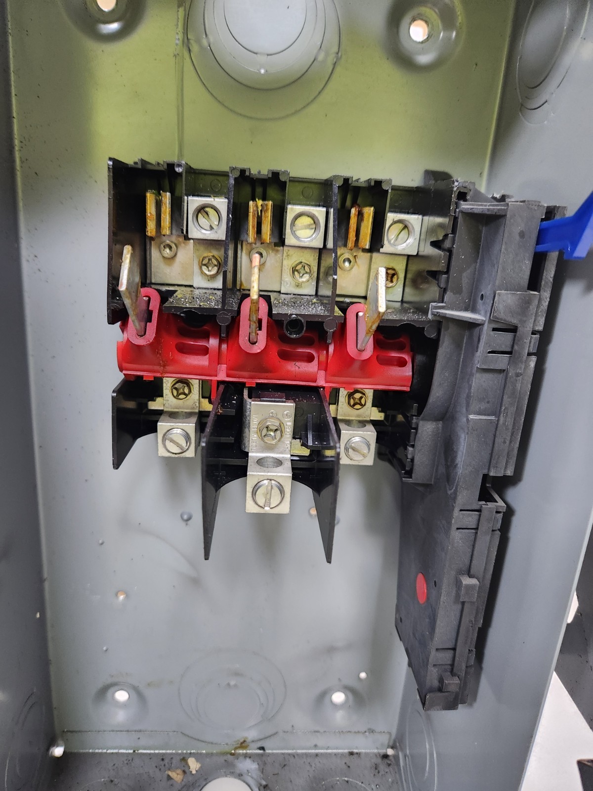 😎 SQUARE D 100 AMP NON-FUSED SAFETY SWITCH 240 VAC 3 PHASE 30 HP DU323