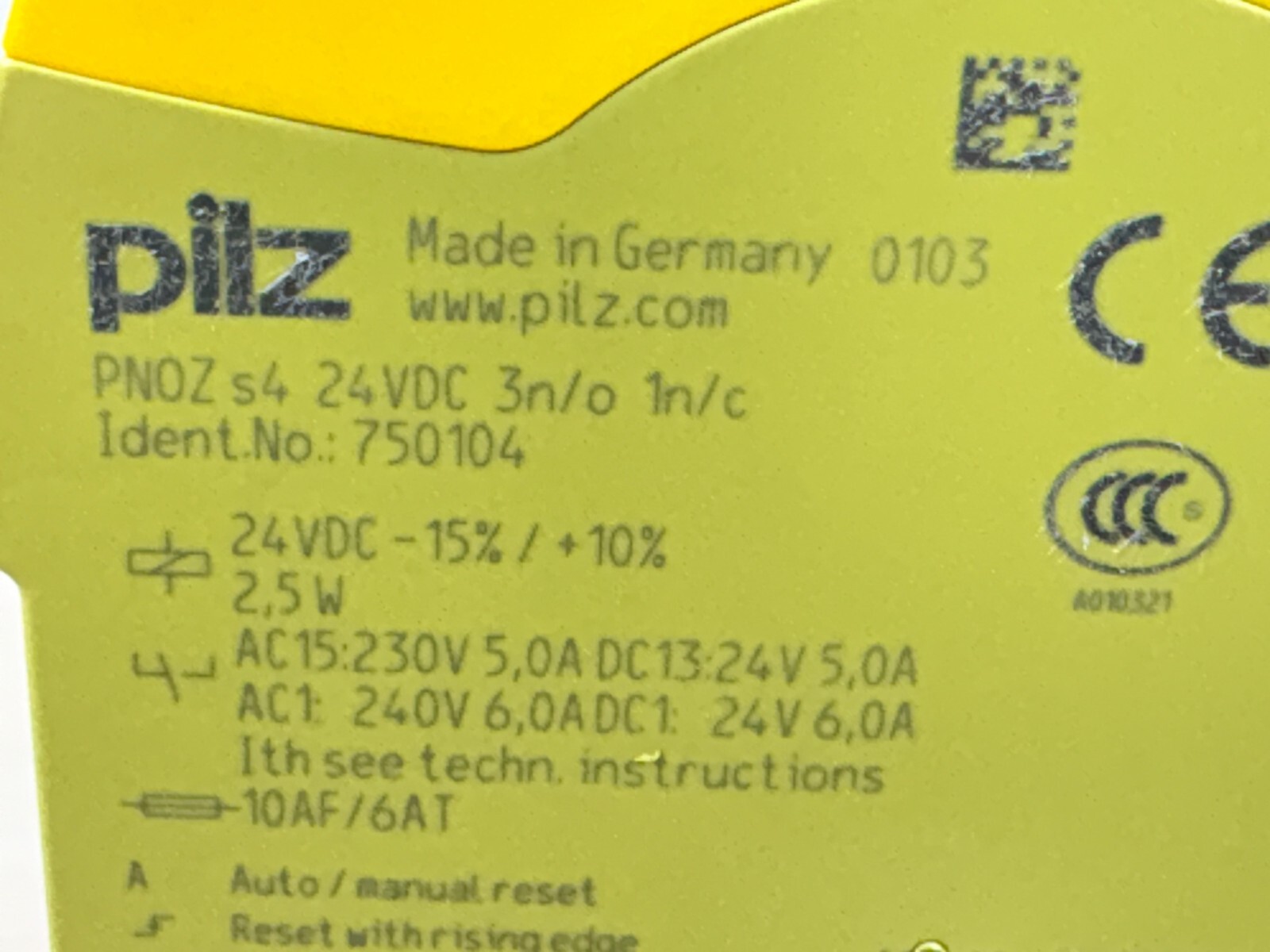 Pilz PNOZ S4 24VDC Safety Relay , 3 n/o, 1 n/c, 750104