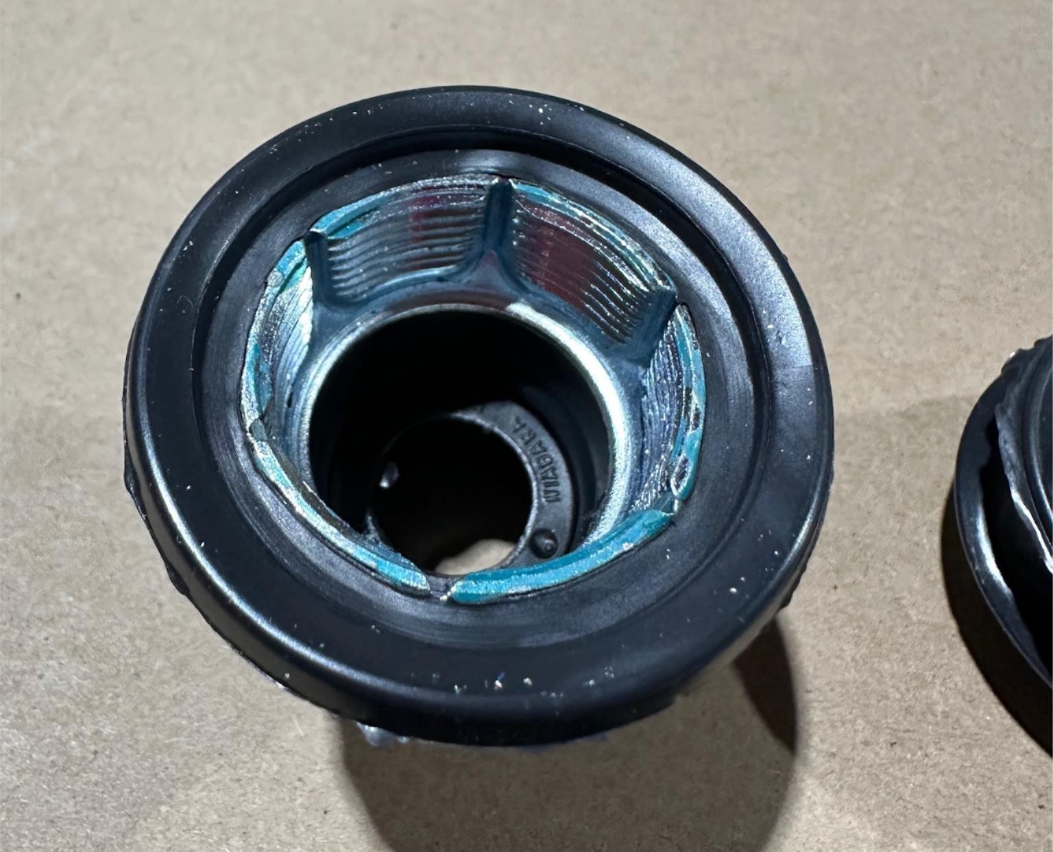 ABB Thomas & Betts OCAL ST1/2-G PVC Coated 1/2″ Liquidtight Liquid Connector