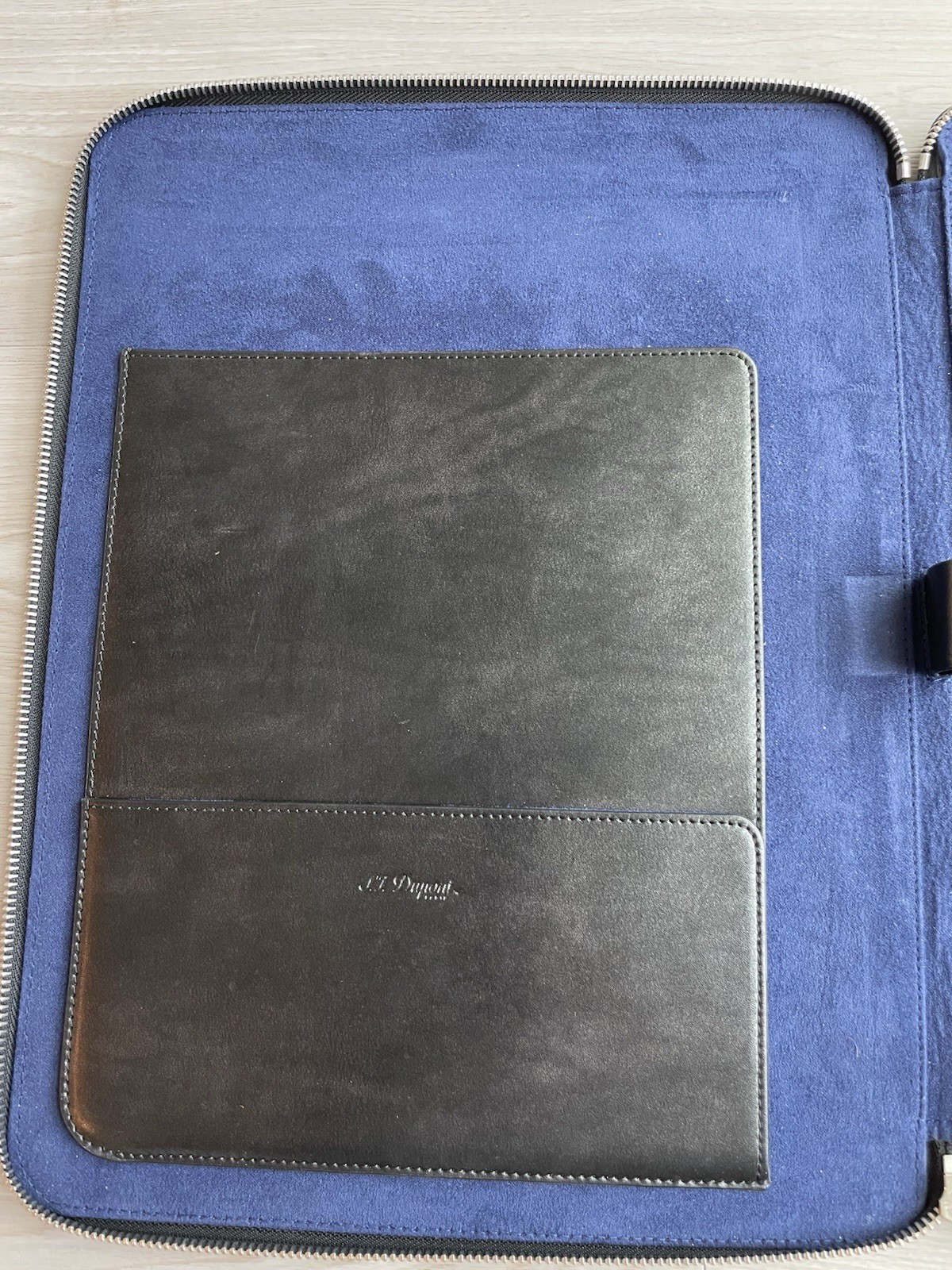 S.T. Dupont Line D Conference Pad