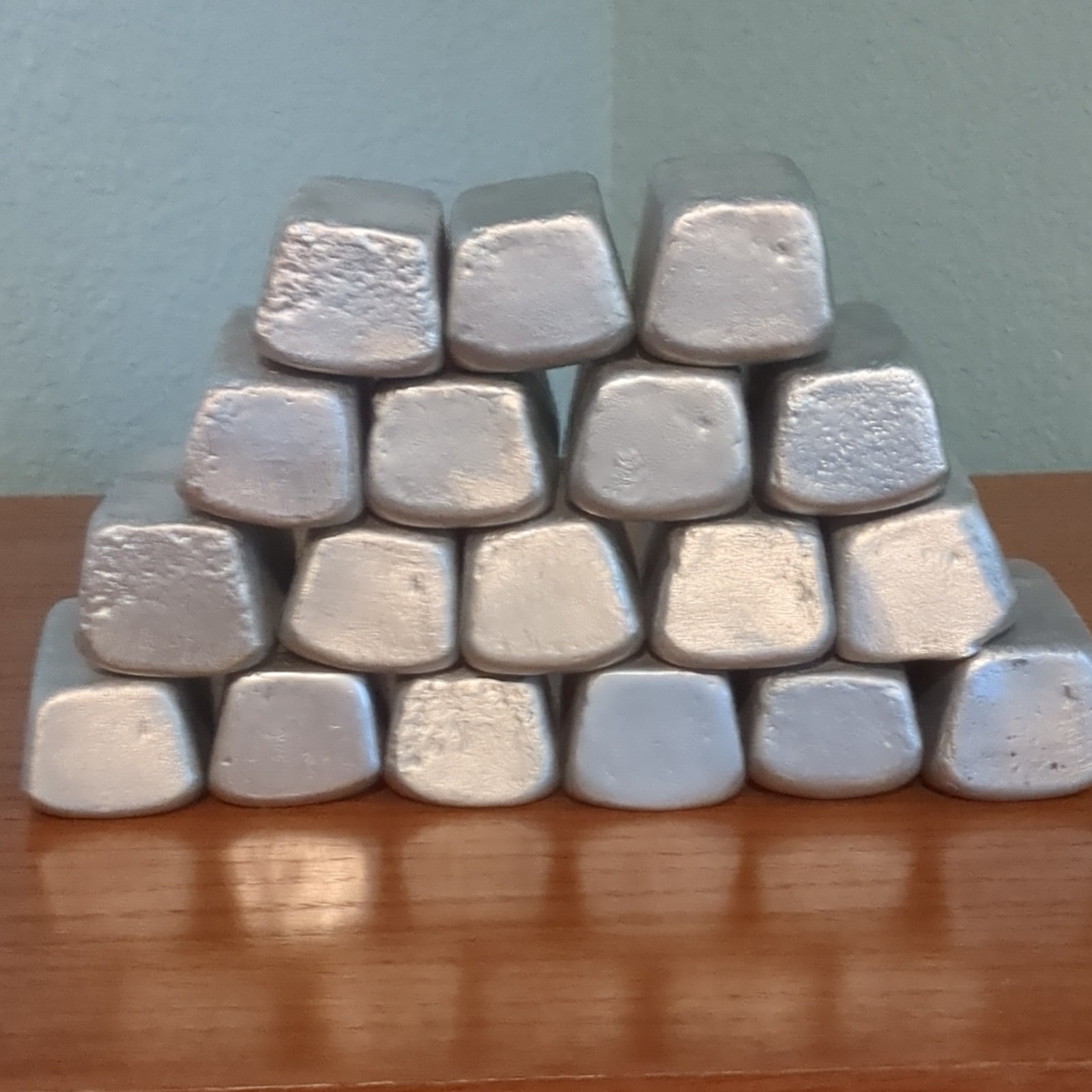 Lot Of 18 Aluminum ingots 10lbs