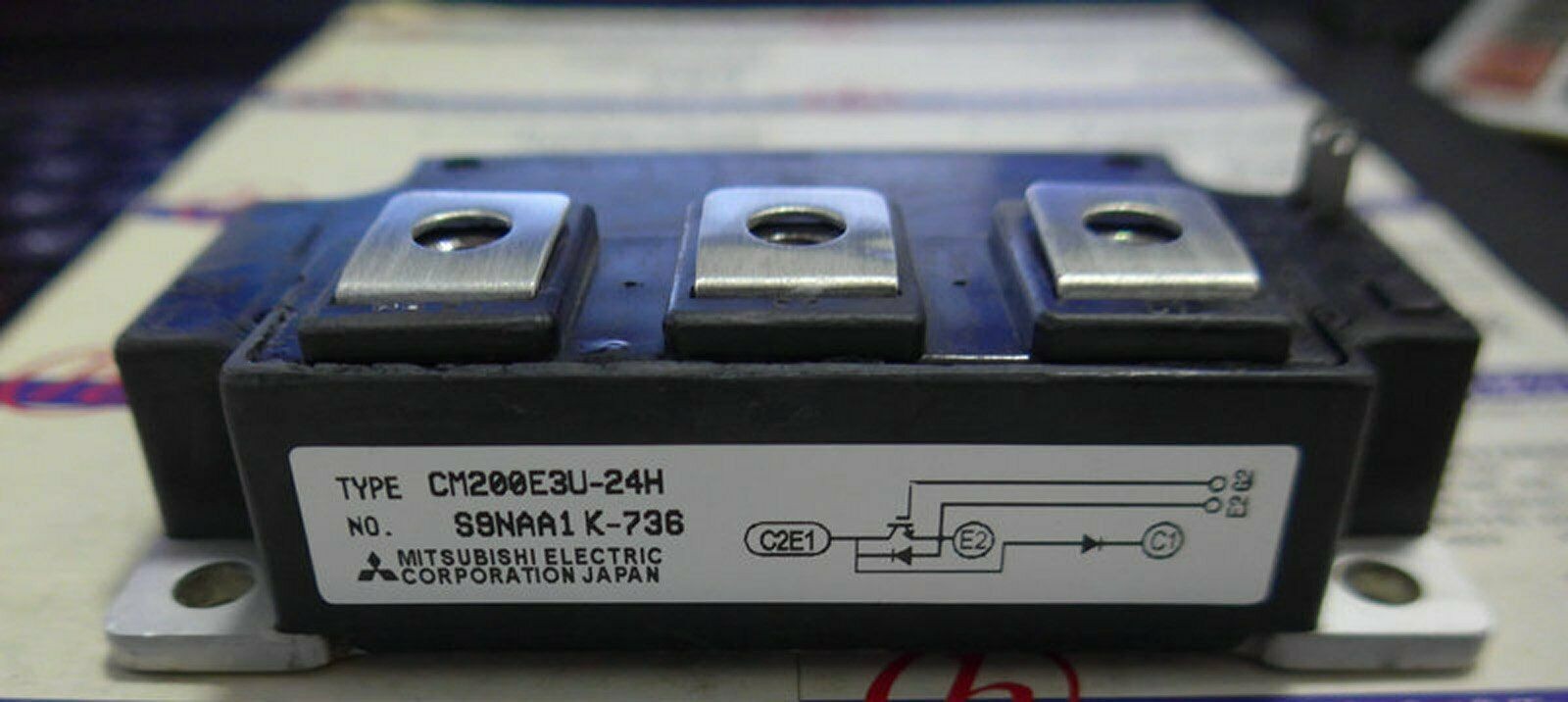 NEW MITSUBISHI 1PC MODULE CM200E3U24H CM200E3U-24H SHIP FREE